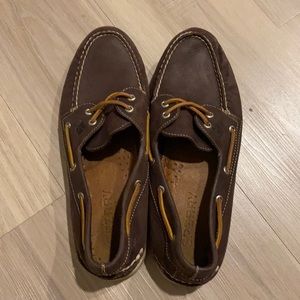 Men’s Sperry boat shoes